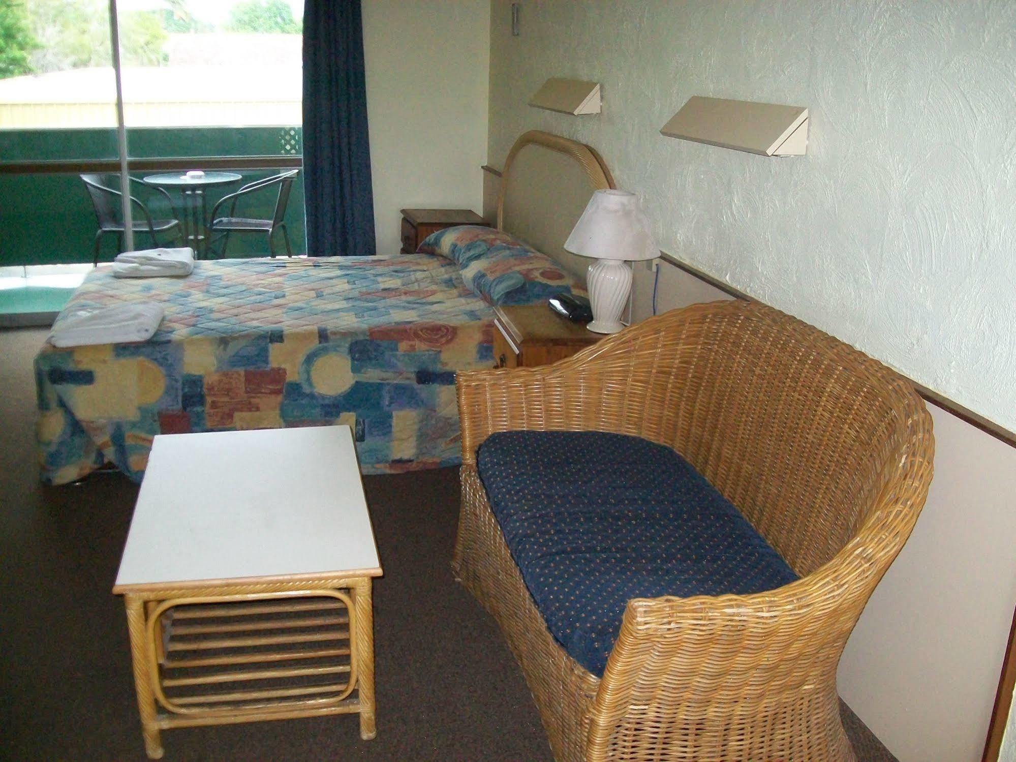 Sun Plaza Motel - מקיי מראה חיצוני תמונה